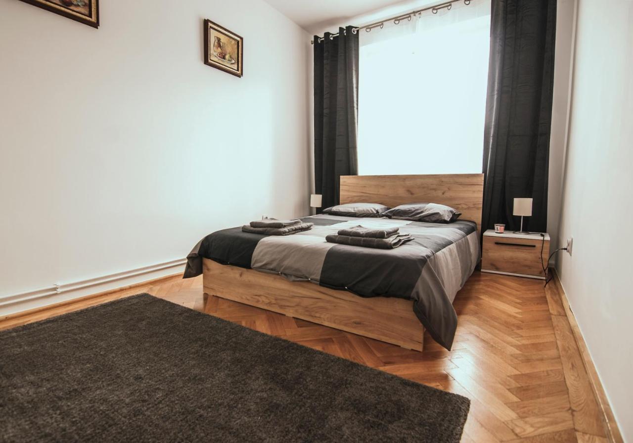 Central David Residence Brasov Bagian luar foto